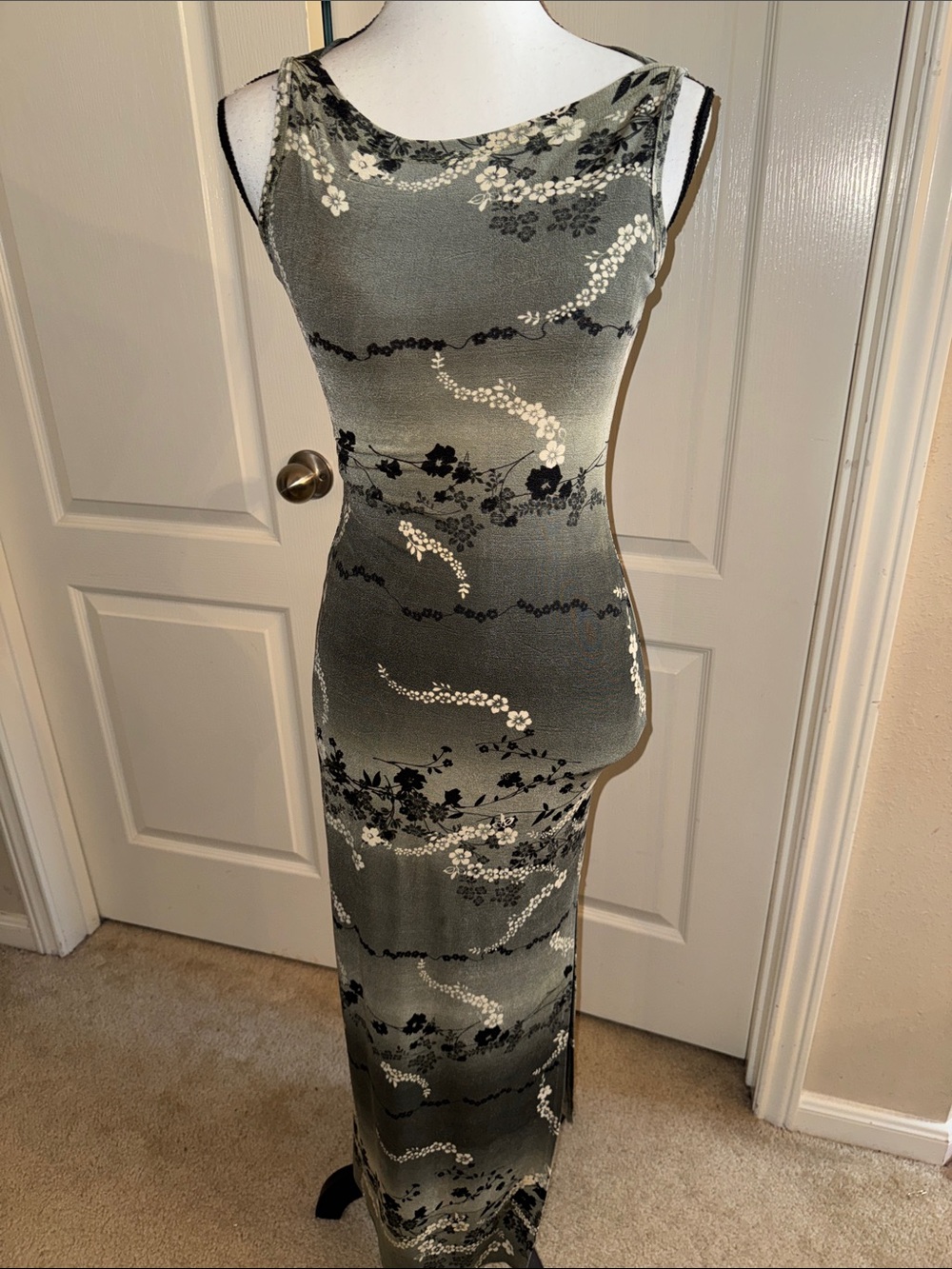 5.7.9 JUNIORS 1990s Sleeveless Floral Maxi Dress - Size XS